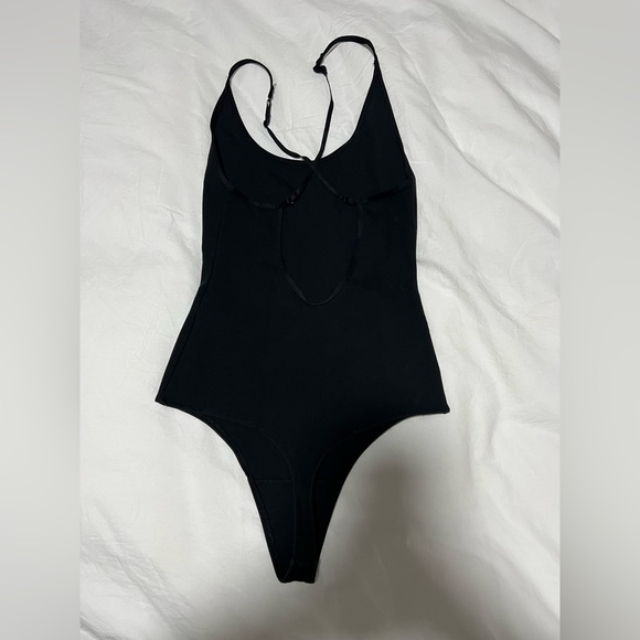 Babaton bodysuit - Picture 3 of 3